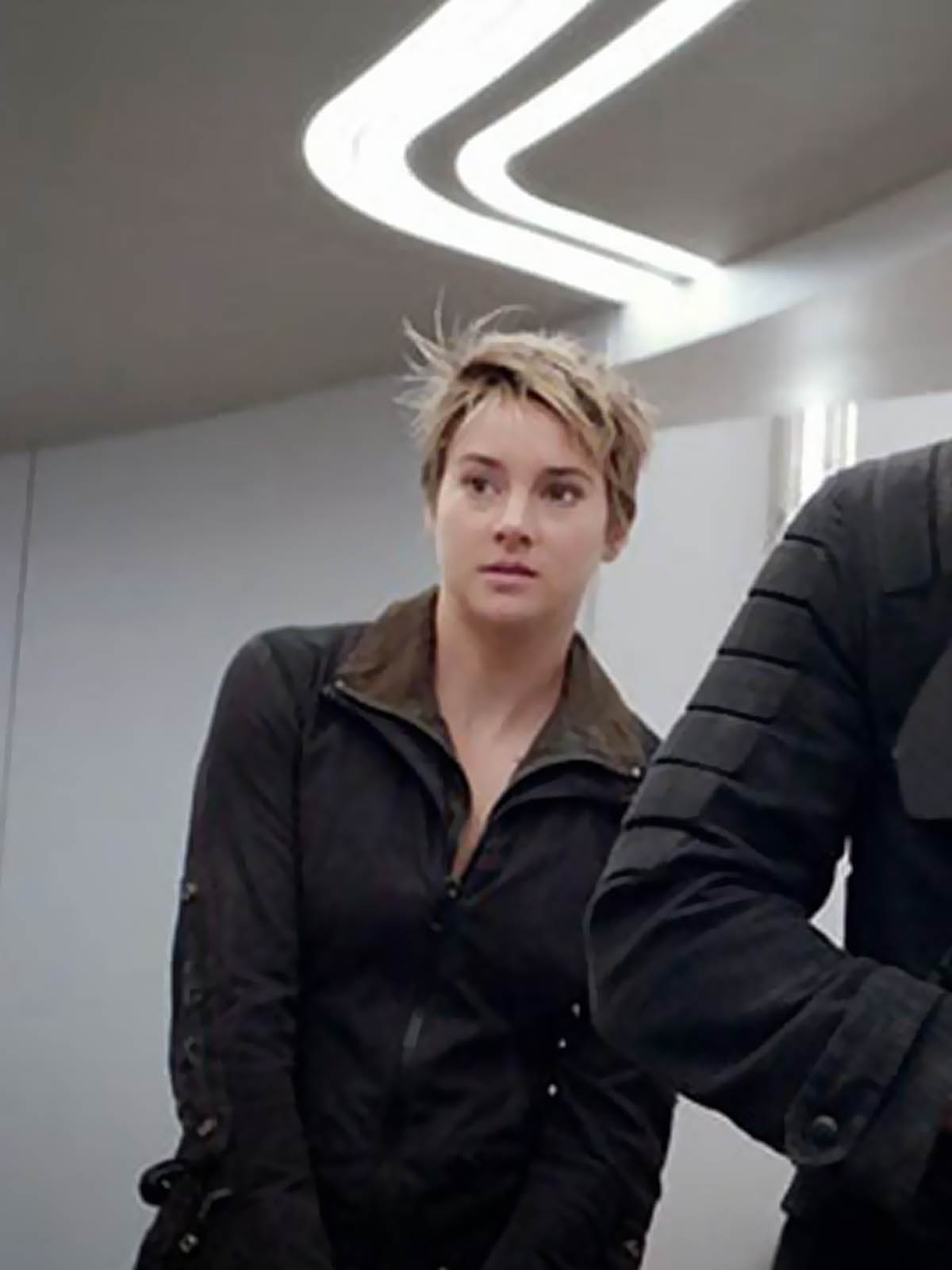 Insurgent 2015 Movie Shailene Woodley Jacket
