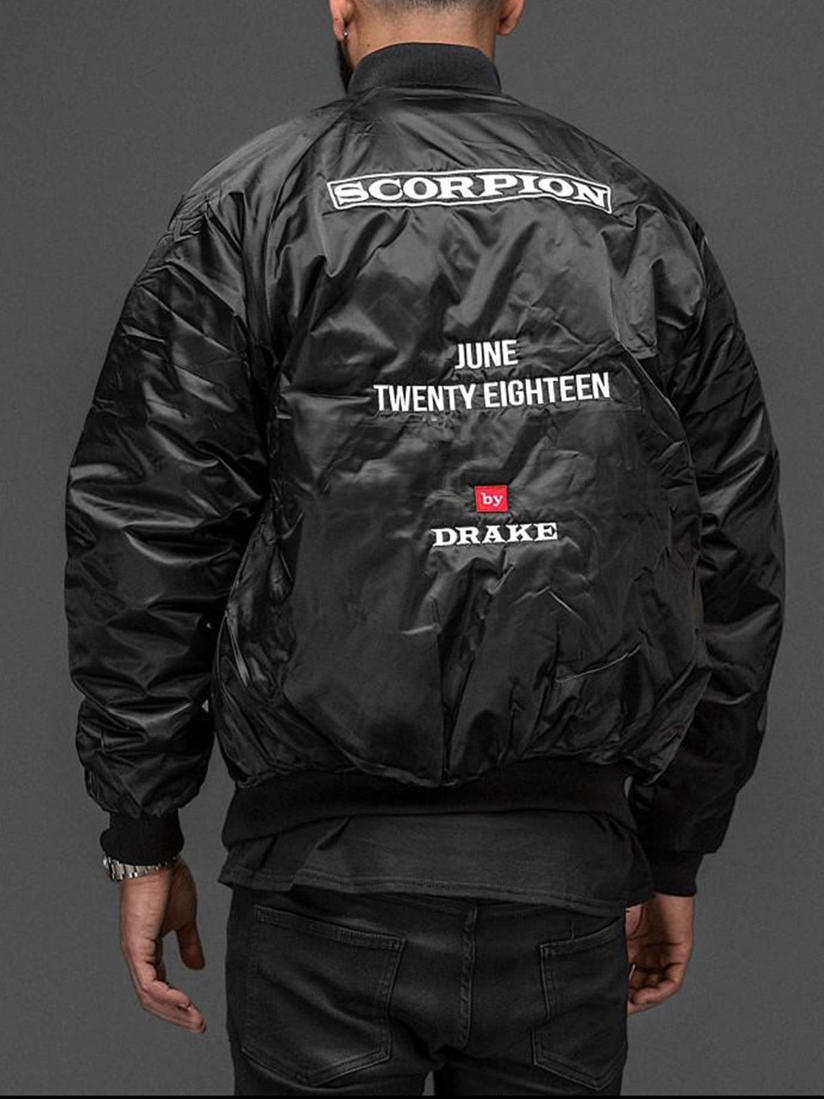 Drake Scorpion Black Jacket 29, 2018