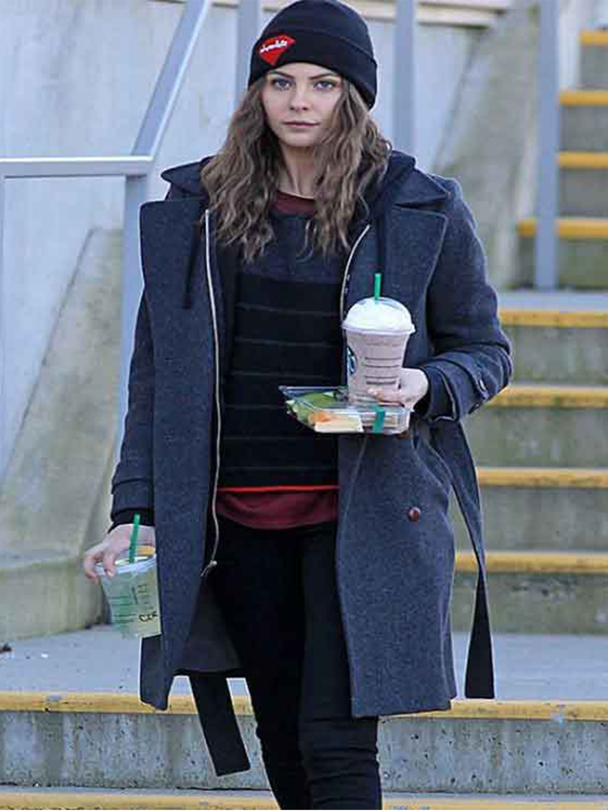 Arrow Willa Holland Blue Coat