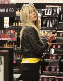 Halsey DescriptionAshley Nicolette Jacket