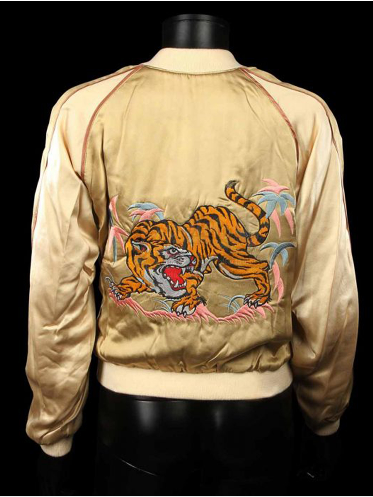 Angelina Jolie Lara Croft Rise Of The Tomb Raider Silk Jacket