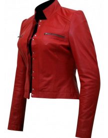 Wrestler Živilė Red Jacket