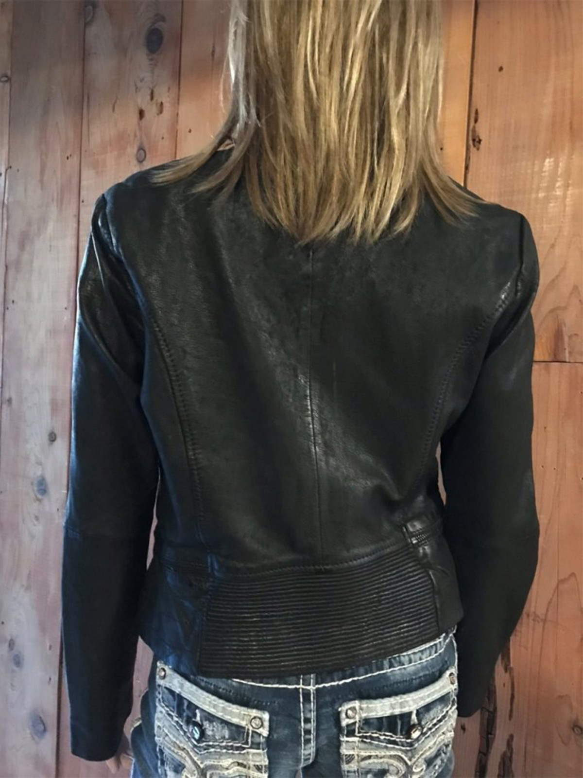 Women Comfy Black Leather Jacket