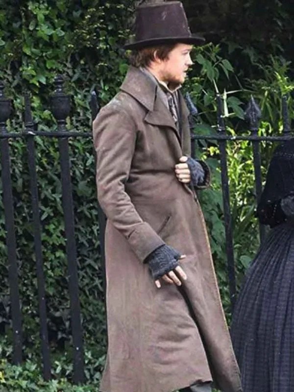 Bob-Cratchit-A-Christmas-Carol-Coat