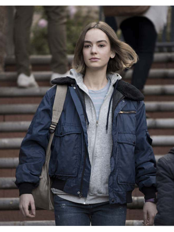 Casey-Gardner-Tv-Series-Atypical-S04-Brigette-Lundy-Paine-Jacket
