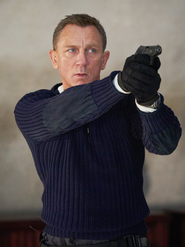 Daniel-Craig-No-Time-to-Die-James-Bond-Blue-Sweater