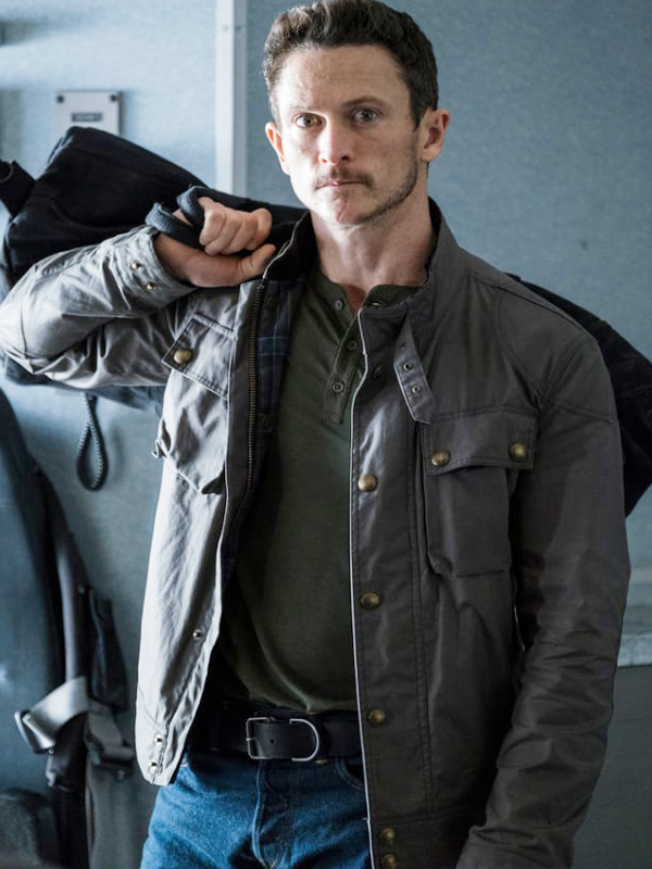 Jonathan-Tucker-Tv-Series-Debris-Bryan-Beneventi-Black-Jacket