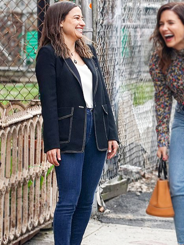 Ilana-Glazer-False-Positive-2021-Lucy-Black-Blazer