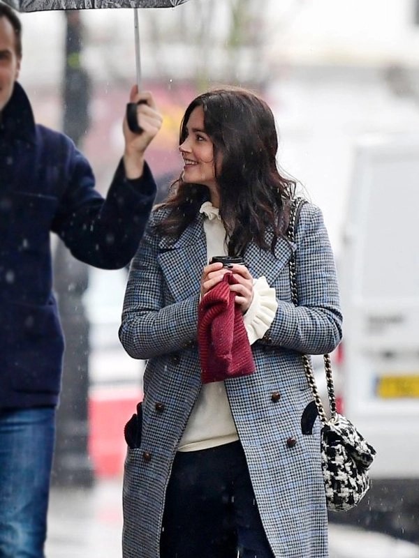 Jenna-Coleman-Grey-Trench-Coat