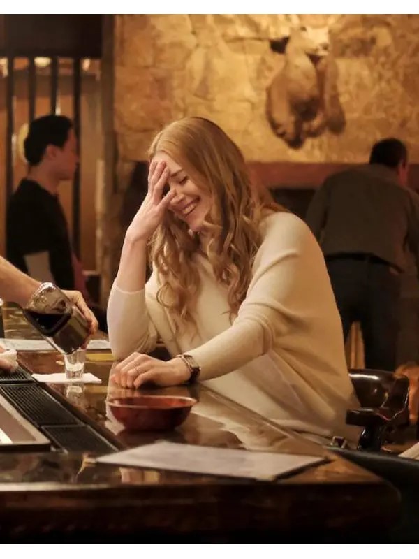 Melinda-Monroe-Virgin-River-Alexandra-Breckenridge-White-Sweater