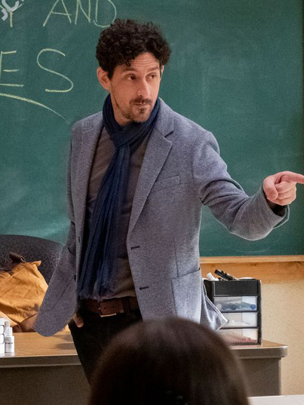 Mr.-Shapiro-Tv-Series-Never-Have-I-Ever-Adam-Shapiro-Grey-Blazer