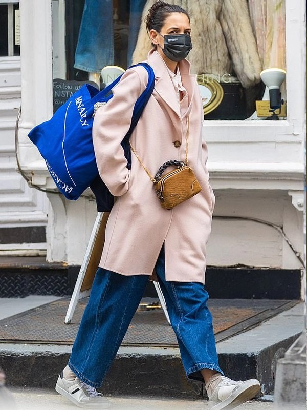 NYC-Katie-Holmes-Pink-Wool-Trench-Coat