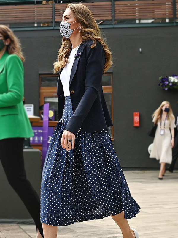 Wimbledon-Tournament-2021-Kate-Middleton-Blue-Blazer