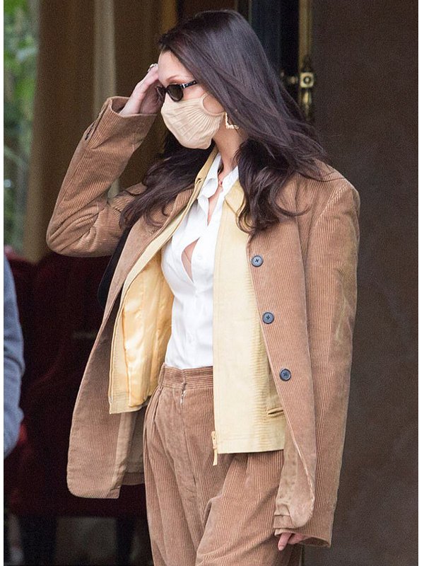 Bella-Hadid-Brown-Corduroy-Coat