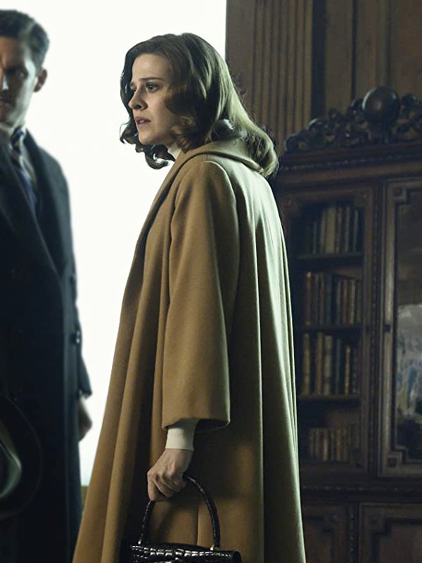 Emma-Paetz-Pennyworth-Martha-Kane-Coat