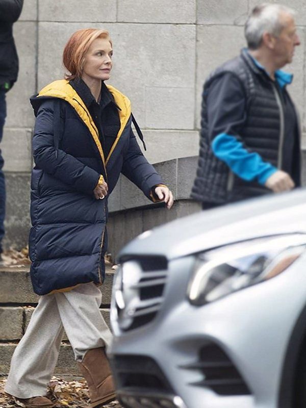 French-Exit-Michelle-Pfeiffer-Puffer-Coat