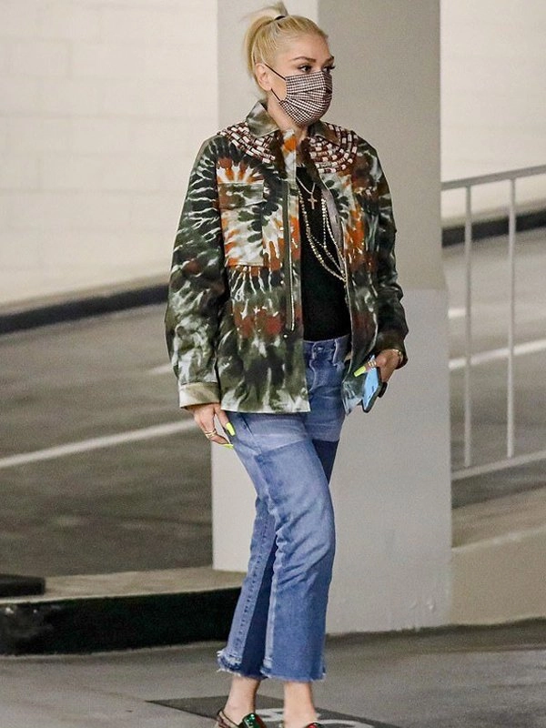 Beverly-Hills-Gwen-Stefani-Multicolor-Tie-Dye-Jacket