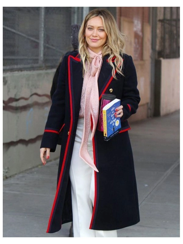 Hilary-Duff-Younger-S07-Black-Coat