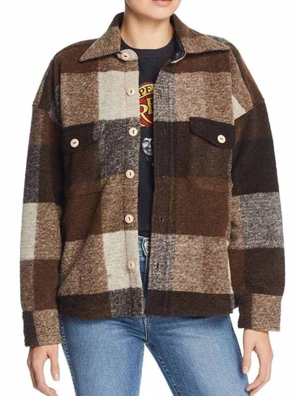 Holidate-Emma-Roberts-Plaid-Jacket