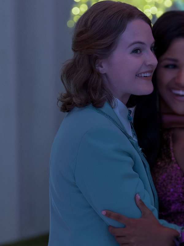 Emma-Nolan-The-Prom-Blue-Blazer