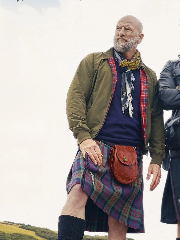 Graham-McTavish-Men-in-Kilts-A-Roadtrip-with-Sam-and-Graham-Green-Jacket
