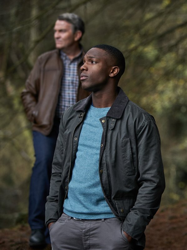 Ryan-Sinclair-Doctor-Who-Grey-Jacket