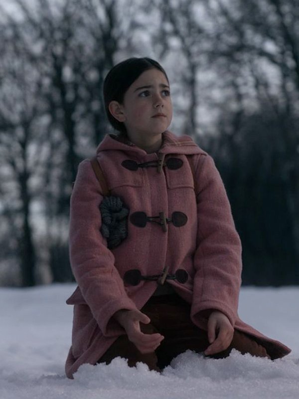 Abby-Ryder-Fortson-Tales-From-The-Loop-Young-Girl-Hooded-Pink-Coat