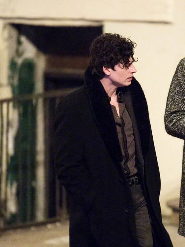 Boris-The-Goldfinch-Aneurin-Barnard-Black-Wool-Trench-Coat
