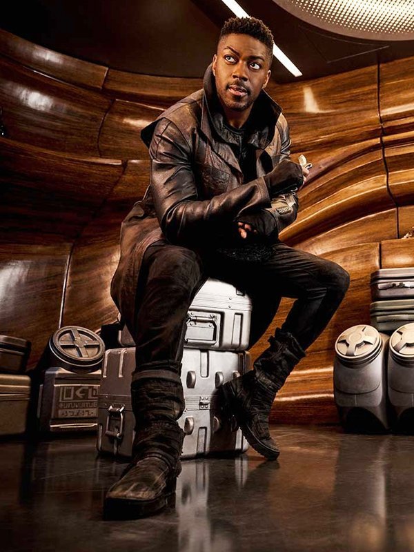 Cleveland-Booker-Star-Trek-Discovery-S03-Coat