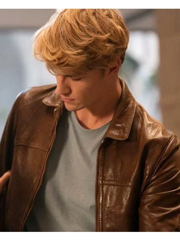 Sky-Fate-The-Winx-Saga-Danny-Griffin-Brown-Jacket