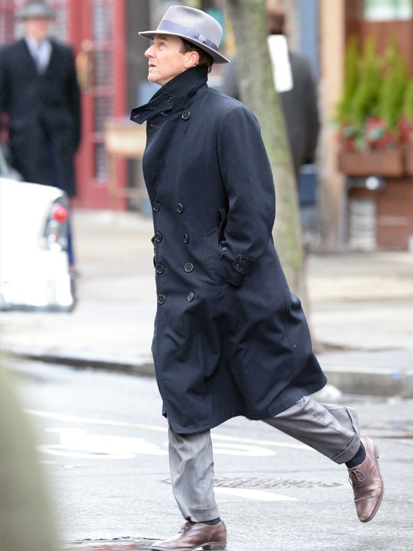 Motherless-Brooklyn-Lionel-Essrog-Black-Coat