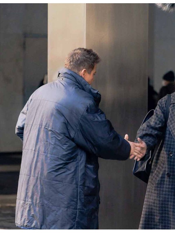 Jeremy-Renner-Hawkeye-Clint-Barton-Puffer-Blue-Coat