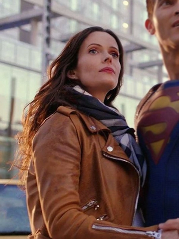 Lois-Lane-Superman-and-Lois-Leather-Jacket