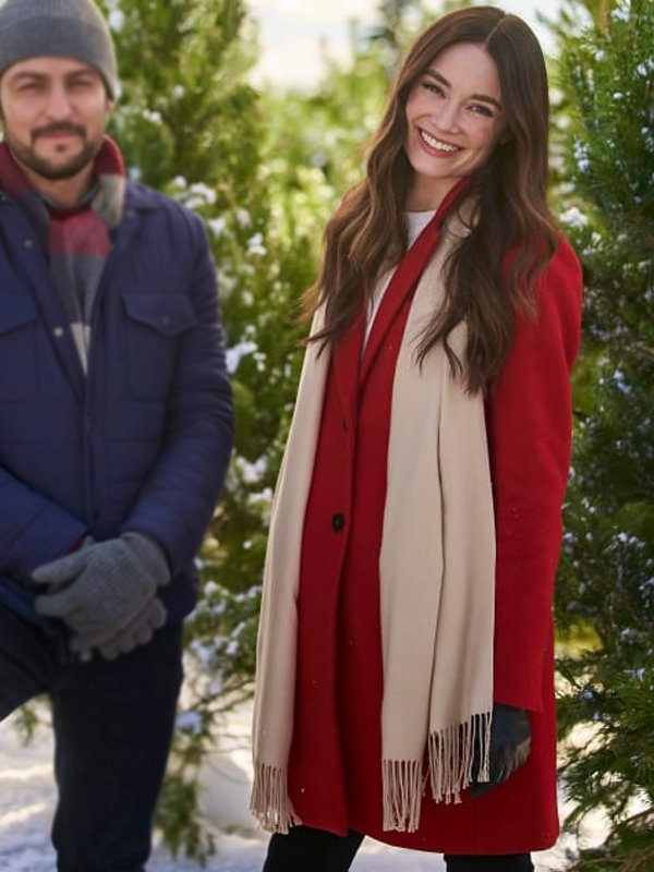 Jennifer-Holloway-On-The-12th-Date-of-Christmas-Coat