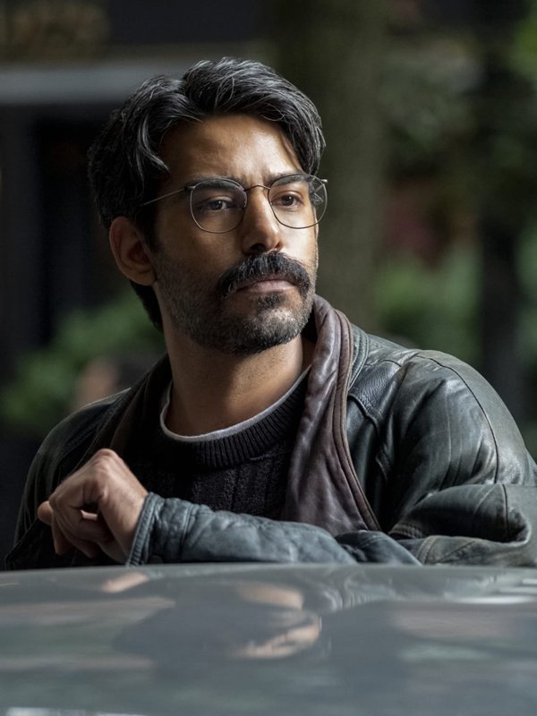 Owen-The-Haunting-of-Bly-Manor-Rahul-Kohli-Leather-Jacket