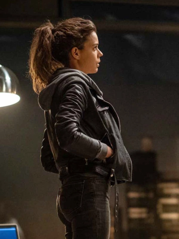 Sofia-Flores-Devils-Laia-Costa-Black-Leather-Motorcycle-Jacket