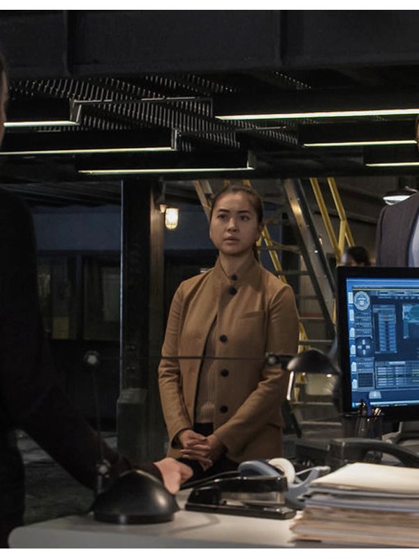 Tv-Series-The-Blacklist-Laura-Sohn-Blazer