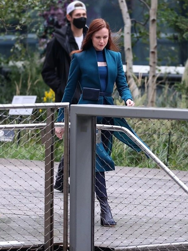 Westworld-Evan-Rachel-Wood-Coat
