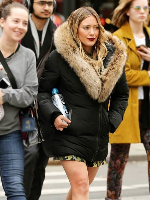 Younger-S07-Hilary-Duff-Black-Puffer-Jacket Younger-S07-Hilary-Duff-Black-Puffer-Jacket