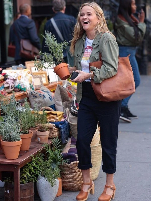 Your-Place-or-Mine-Reese-Witherspoon-Cotton-Green-JackeT Your-Place-or-Mine-Reese-Witherspoon-Cotton-Green-JackeT