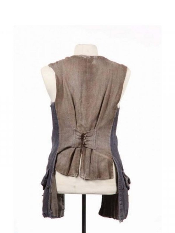 Johnny-Depp-Pirates-Of-The-Caribbean-Jack-Sparrow-Grey-Cotton-Vest