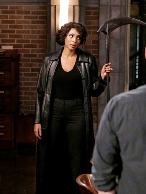 Lisa-Berry-Supernatural-Season-15-Billie-Leathe-Coat