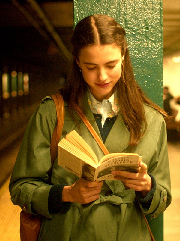 Margaret-Qualley-My-Salinger-Year-Joanna-Cotton-Green-Long-Coat