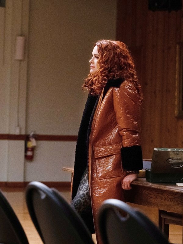 Supernatural-S15-Danneel-Ackles-Shearling-Brown-Leather-Coat Supernatural-S15-Danneel-Ackles-Shearling-Brown-Leather-Coat