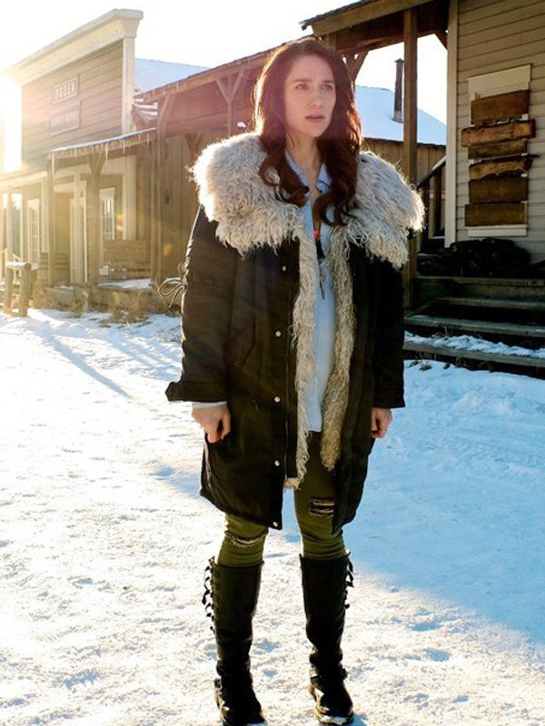 Wynonna-Earp-S04-Melanie-Scrofano-Shearling-Coat