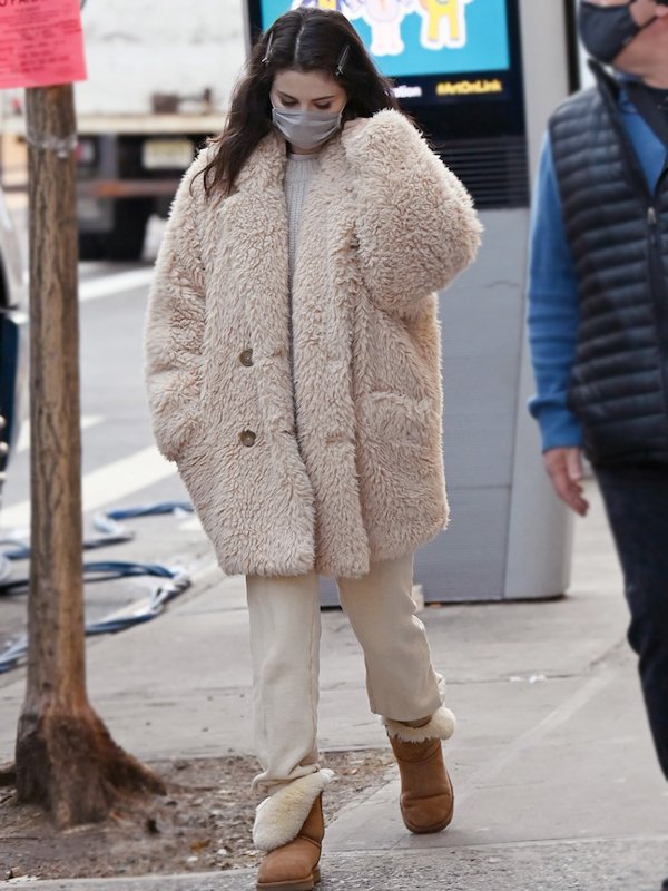 Only-Murders-In-The-Building-Mabel-Fur-Coat