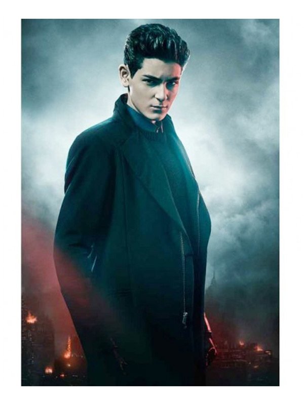 Batman-Gotham-Season-5-David-Mazouz-Black-Coat Batman-Gotham-Season-5-David-Mazouz-Black-Coat