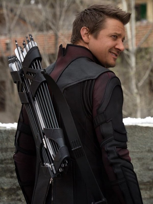 Jeremy-Renner-Avengers-Age-of-Ultron-Hawkeye-Coat