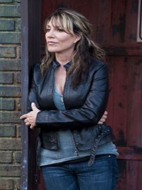 Katey-Sagal-Sons-of-Anarchy-Leather-Jacket