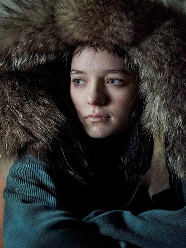 Tv-Series-Hanna-Esme-Creed-Miles-Blue-Coat-With-Shearling-Hood